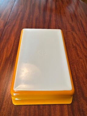 Vintage Pyrex Casserole Pan